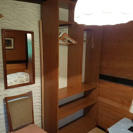 Opdenberg Appartement Düsseldorf Buitenkant foto